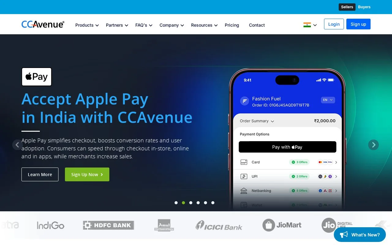 Screenshot of the CCAvenue homepage