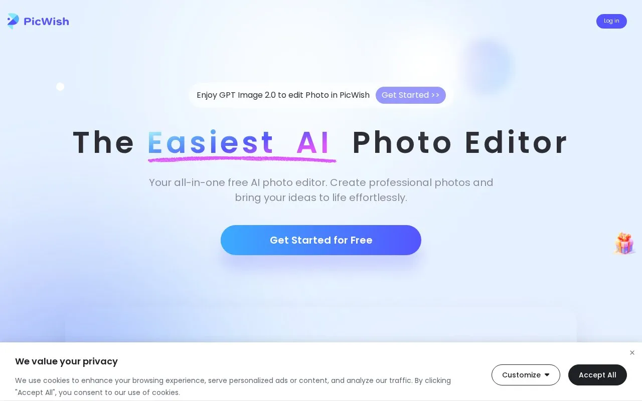 Screenshot of the PicWish homepage